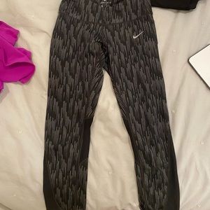 Nike leggings